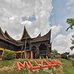 Oyo 89676 Hotel 22